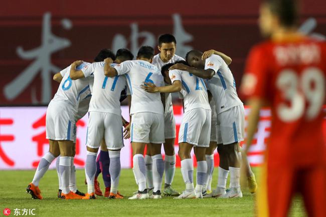 社会人客场艰难取胜,保级形势稍有改善 社会人客场艰难取胜,保级形势稍有改善