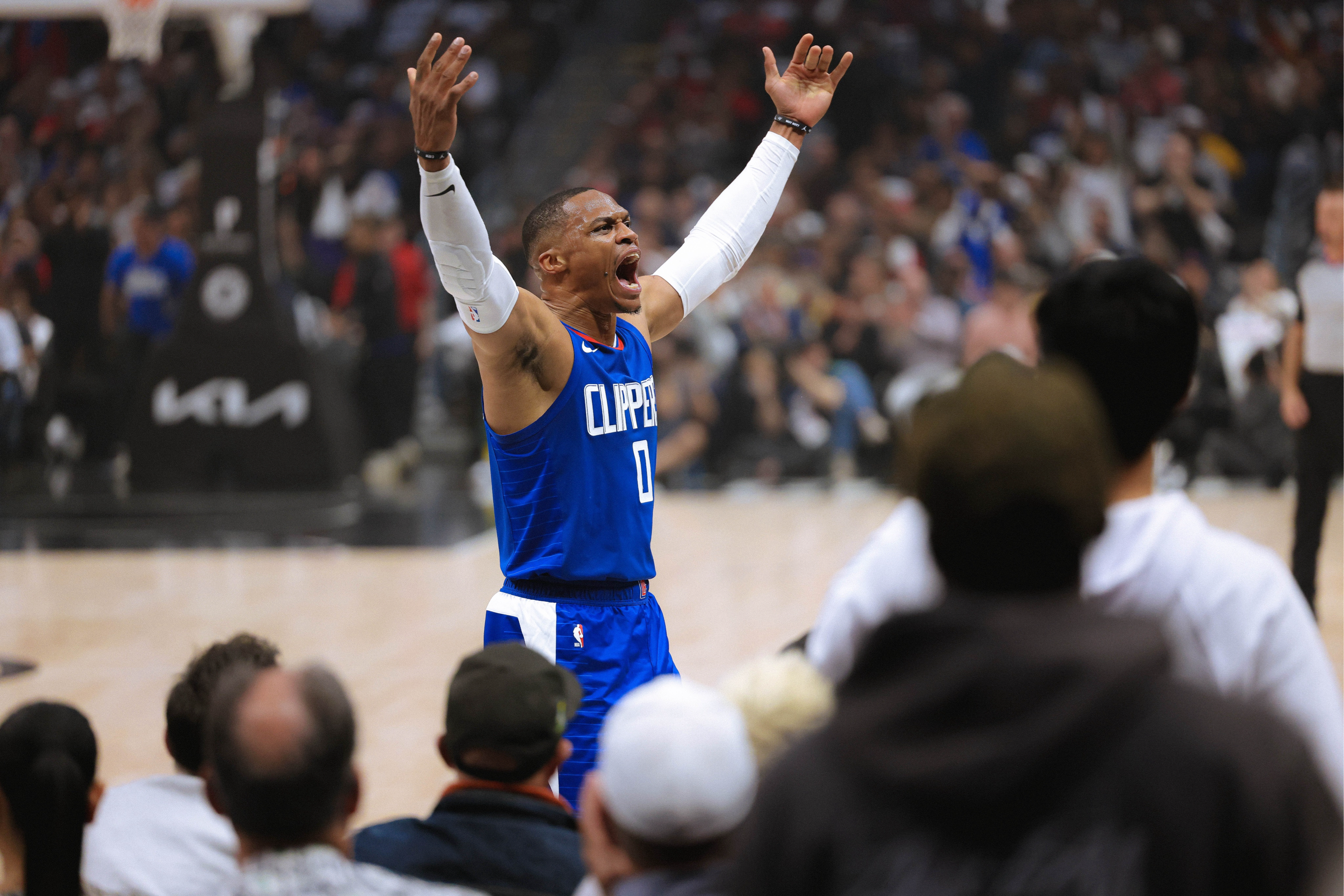 哈登季后赛恶斗猛龙法力惊人的简单介绍 哈登季后赛恶斗猛龙法力惊人的简单介绍